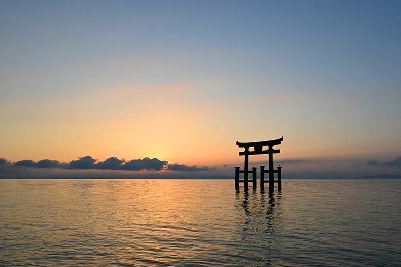 白鬚神社